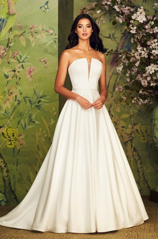 Paloma Blanca 4888 (Curve)