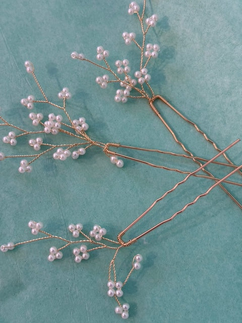 Pearl Vine Hair Clips