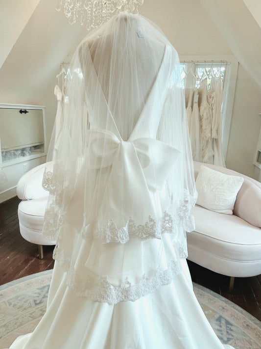 Eyelet Lace Veil #123