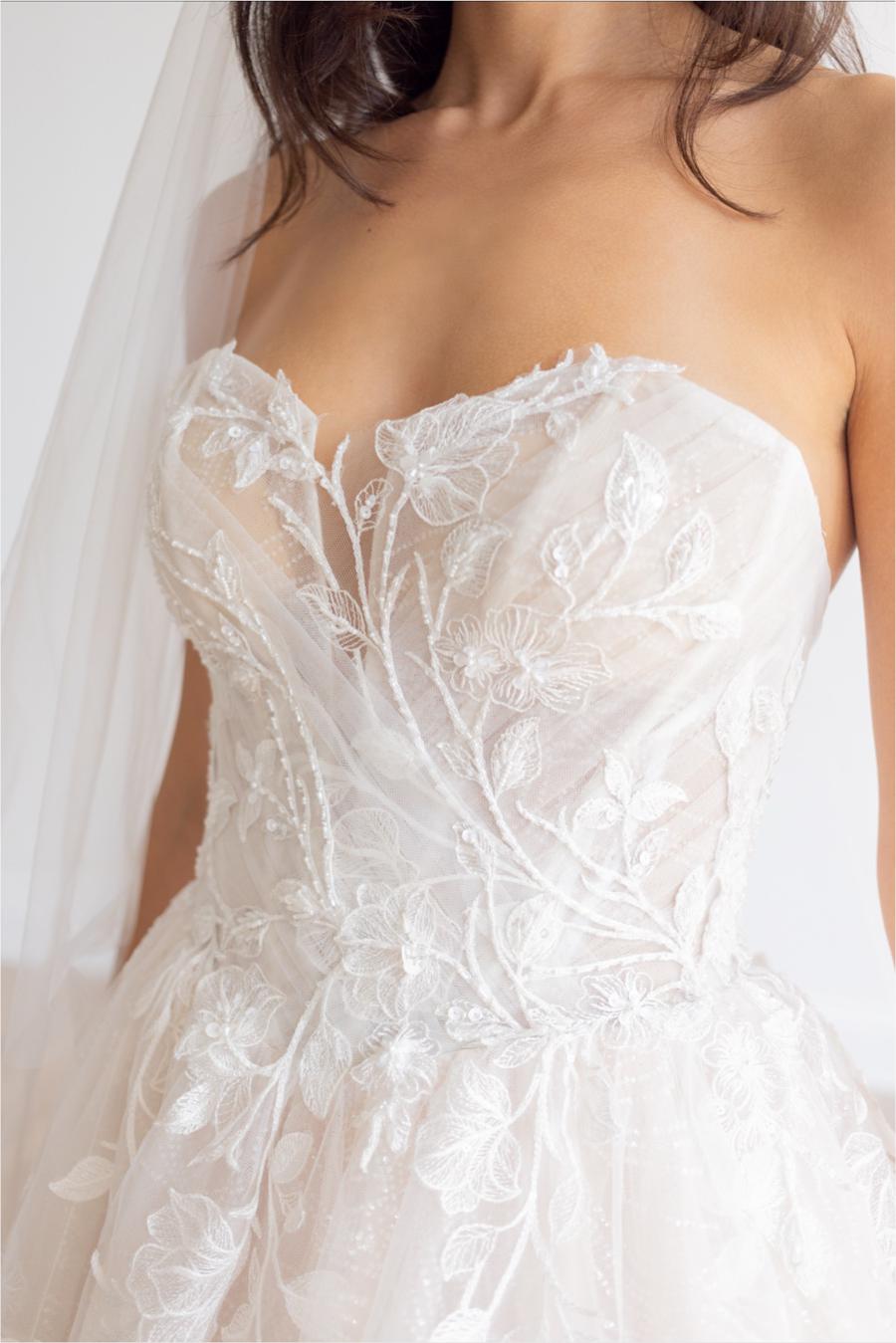 Wtoo by Watters Collette