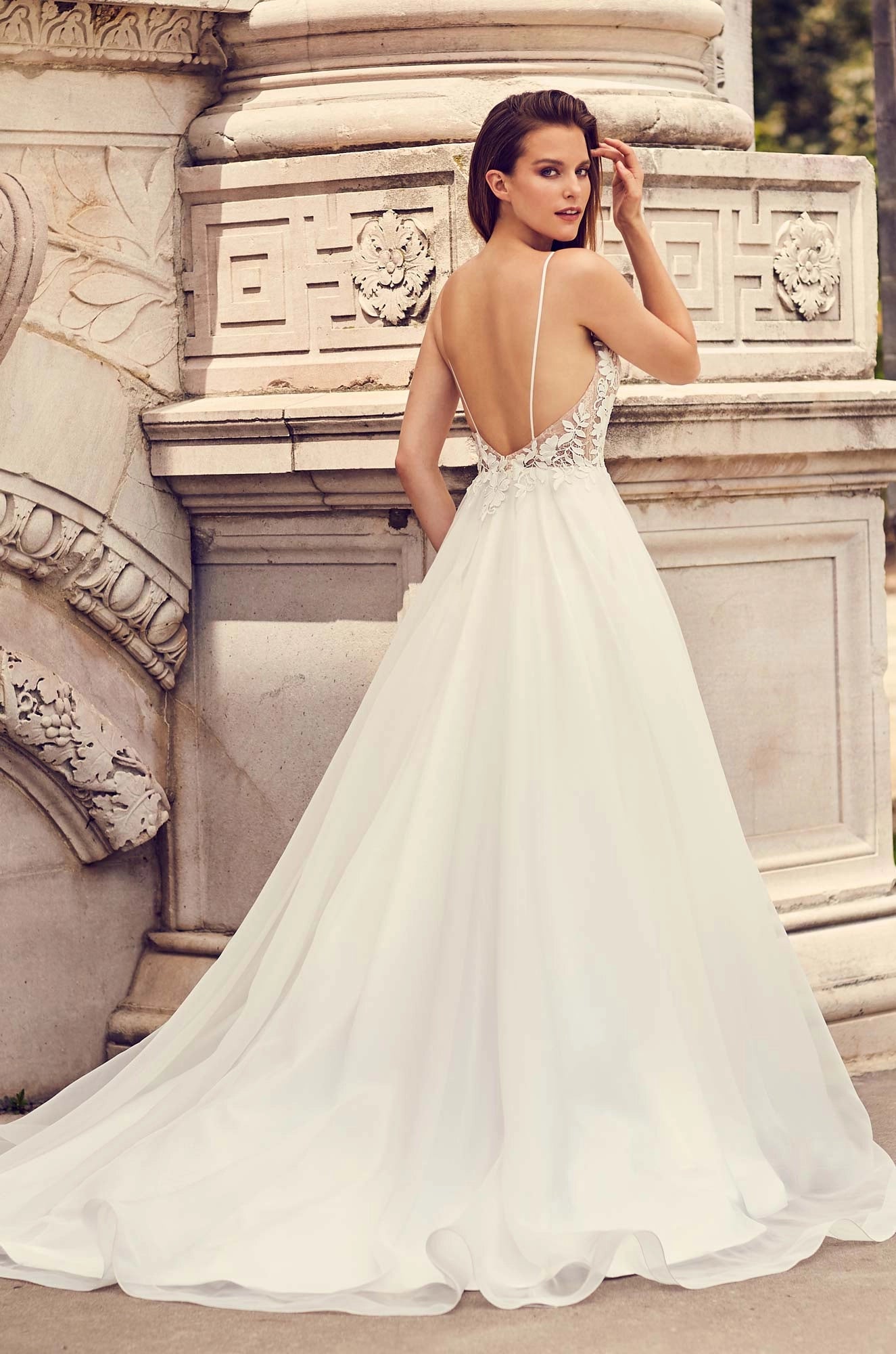 Mikaella 2225