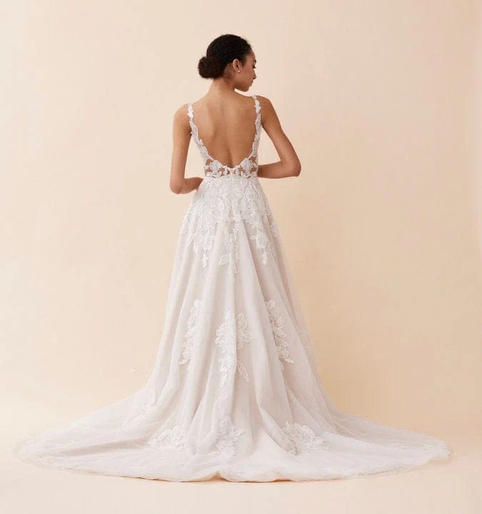 Ti Adora by Allison Webb Freesia (Curve)