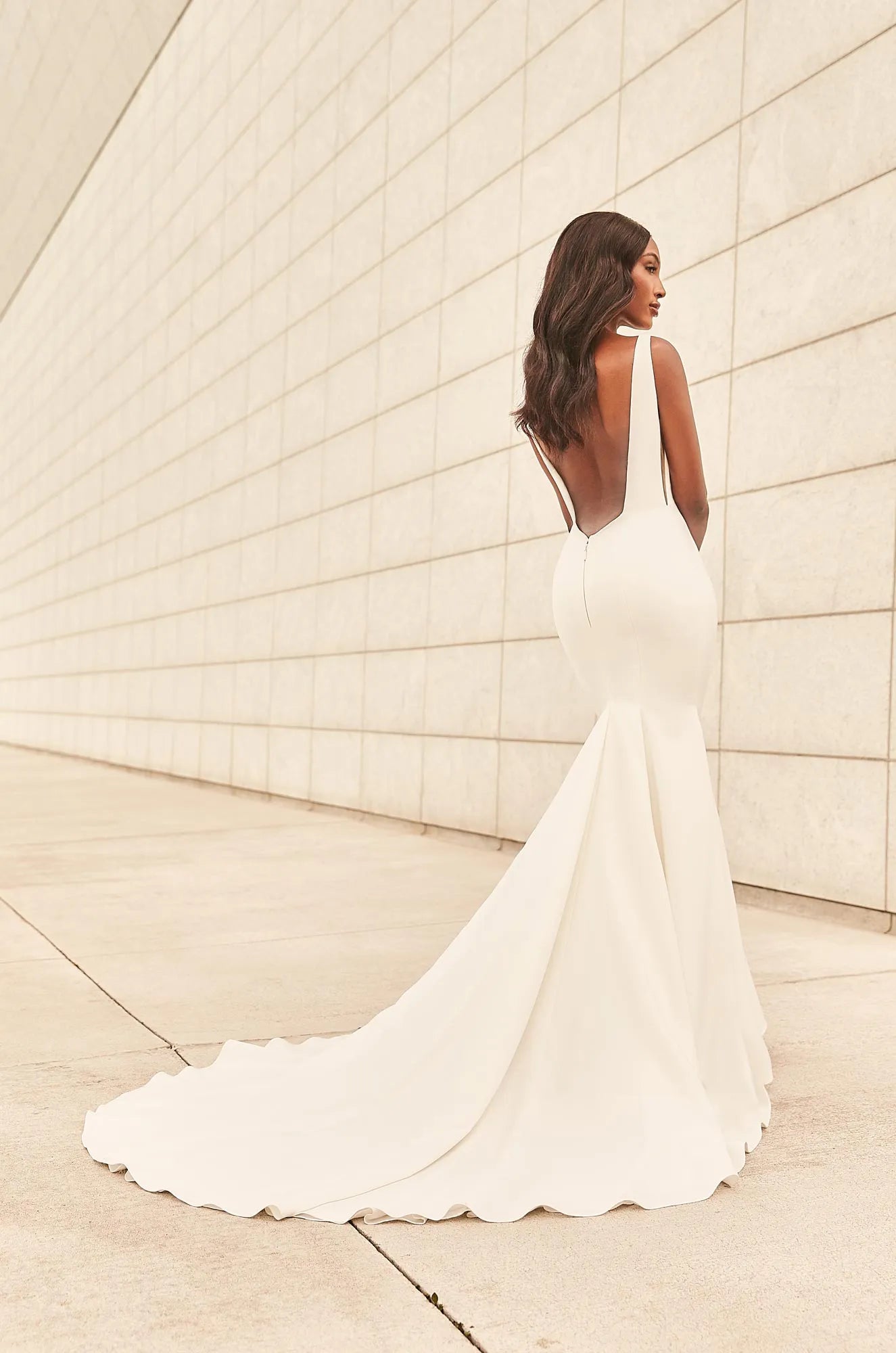 Paloma Blanca 4980