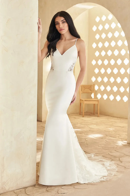 Paloma Blanca 5004