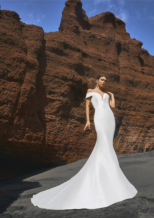 Pronovias Perito (C)