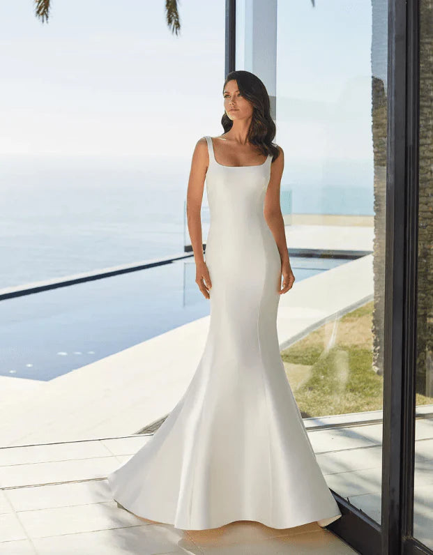 Pronovias June